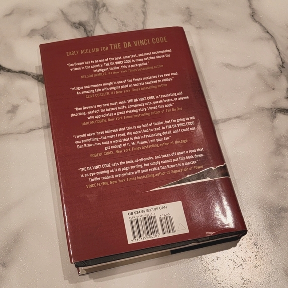 The DaVinci Code by Dan Brown (hardcover w/ sleeve) - Picture 3 of 3